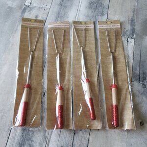 32" Telescoping BBQ Marshmallow Roasting Sticks Smores Skewer Fork (set of 4)